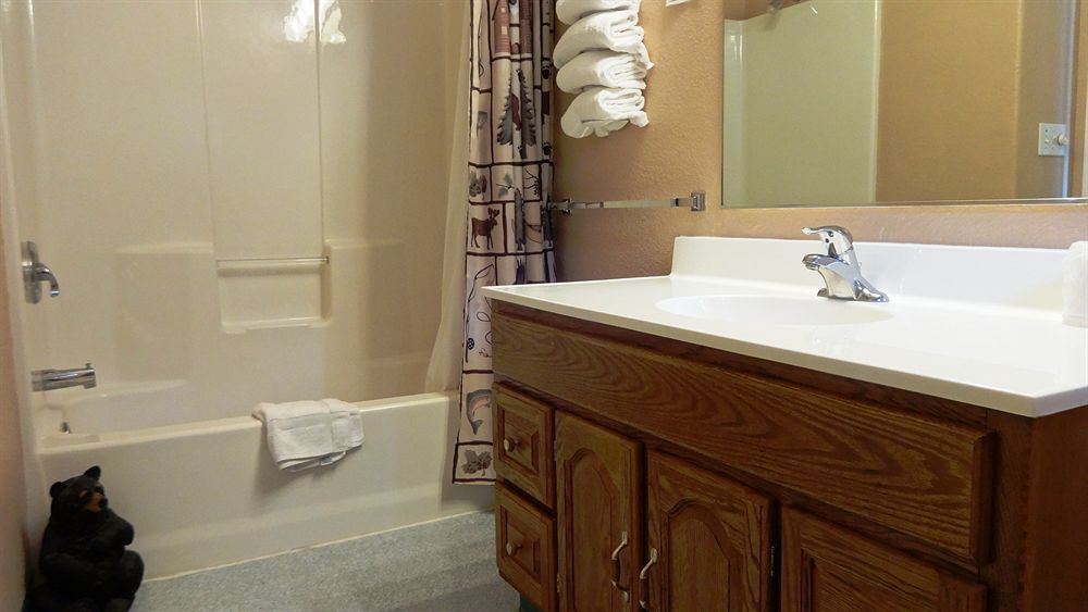 Inn Little Valley 4*